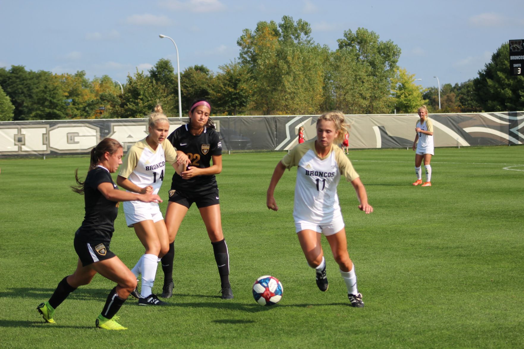 Women's soccer earns first MAC win
